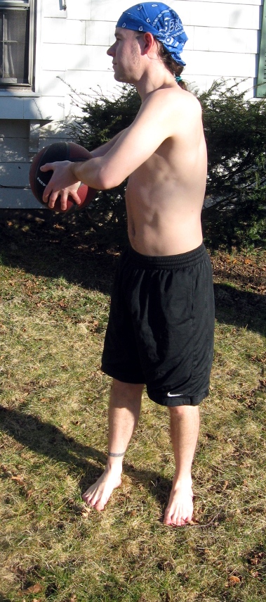 Medicine Ball Standing Twists
